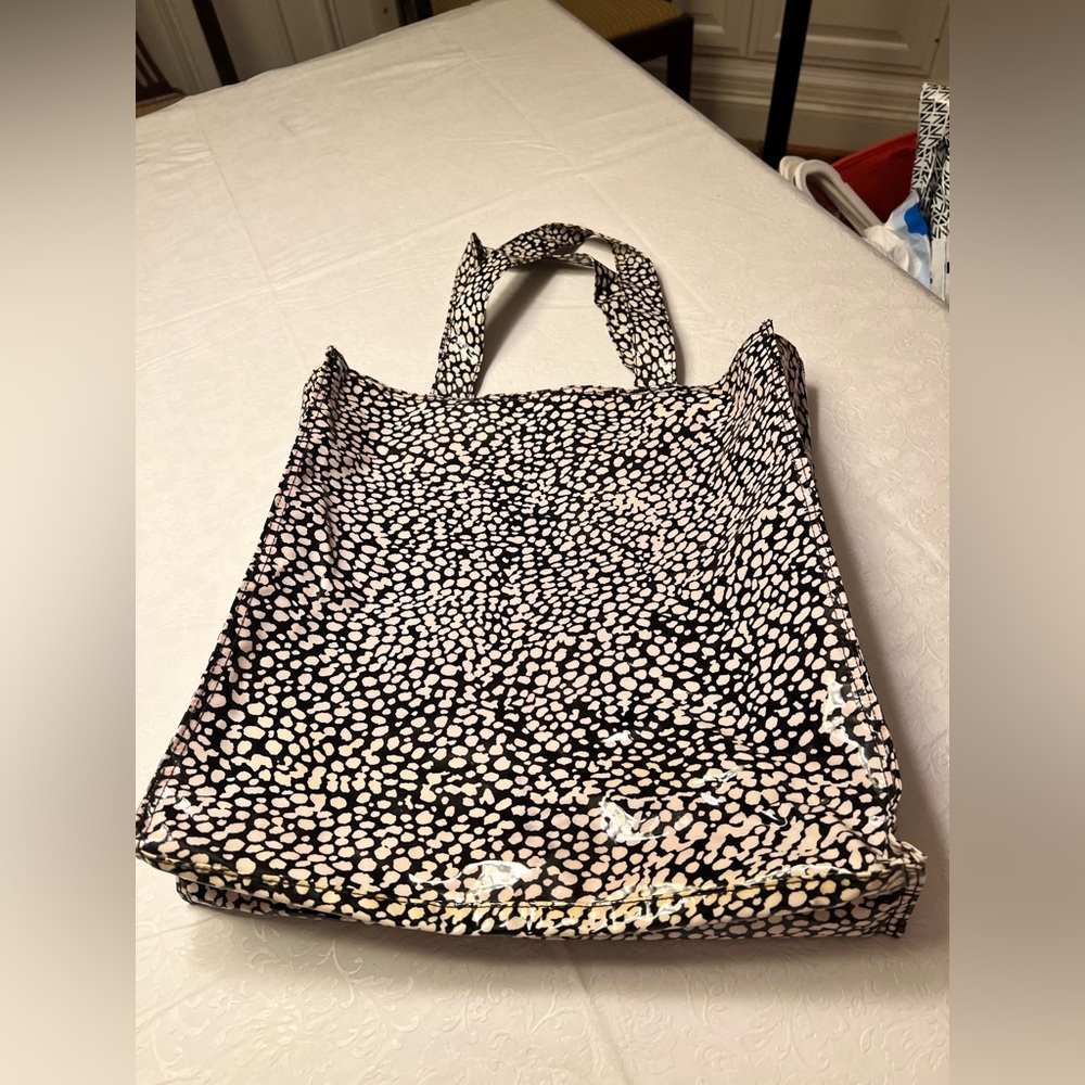 Murval Black and White Spotted Tote Bag